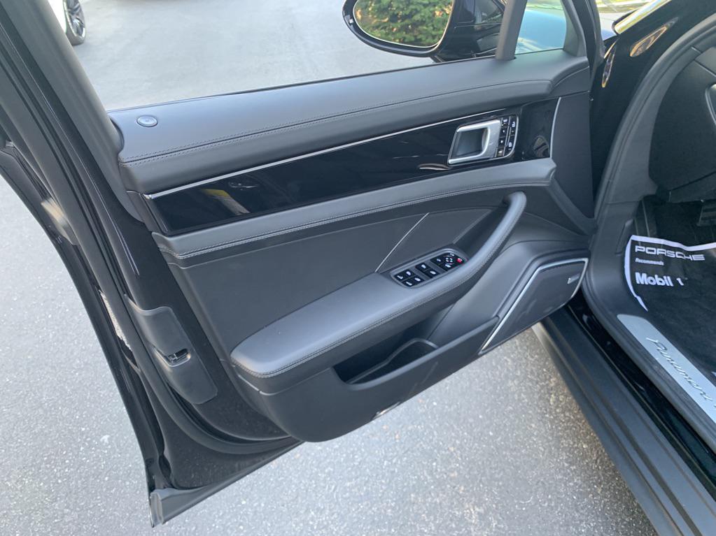 New 2019 Porsche Panamera 4 Sport Turismo Awd In Liberty Lake